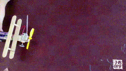 OrgjQrZx_b2En (1) (1).gif