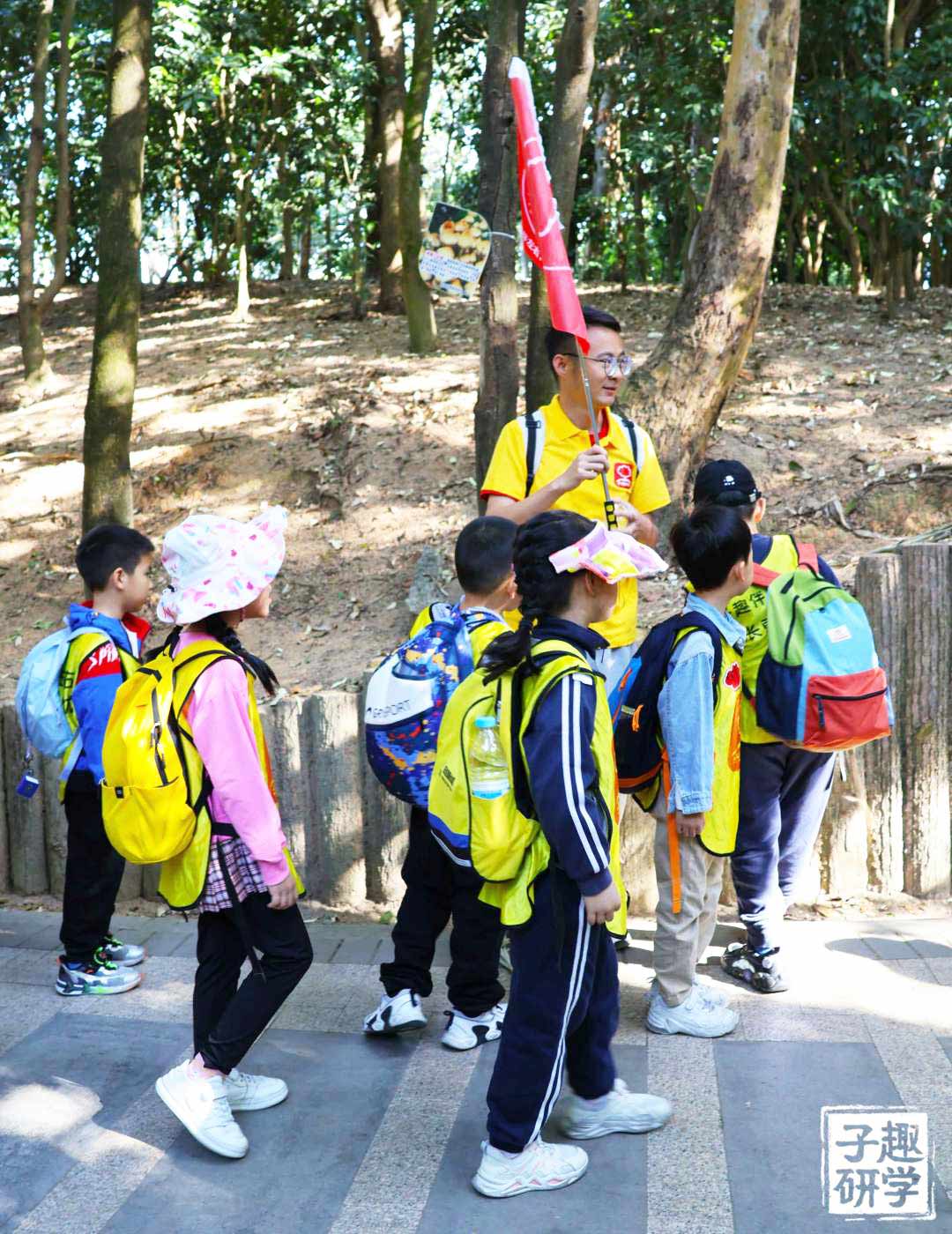 56.jpg C3zrEbdI_OMYO.jpg